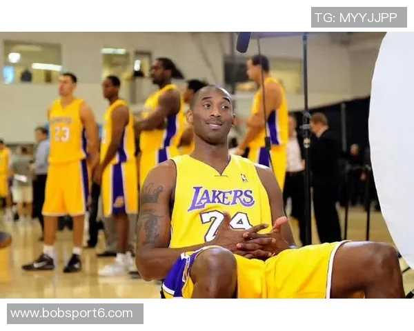 科比曾为了解水刑的极限而亲身尝试训练师揭秘他的勇敢与执着